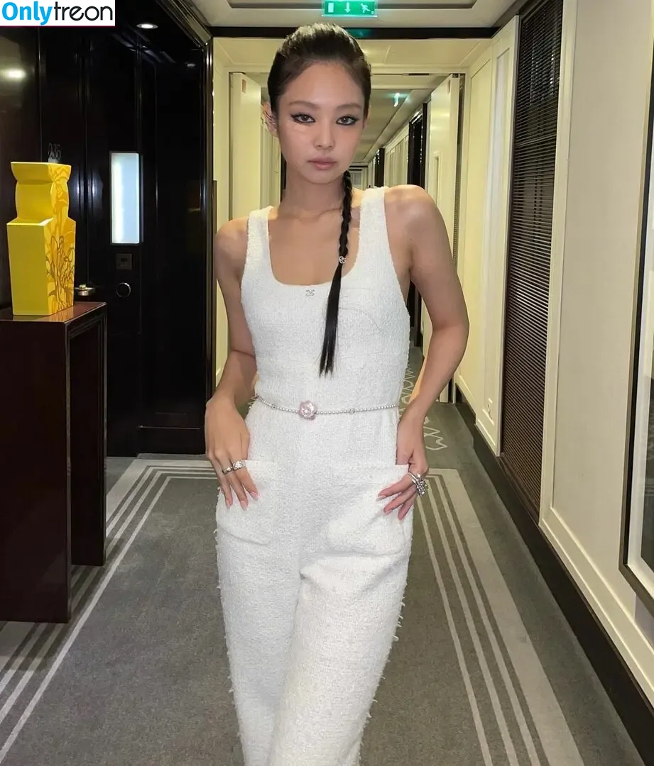 Jennie | BLΛƆKPIИK nude photo #0407 (Blackpink / jennierubyjane / sheflieshigh)