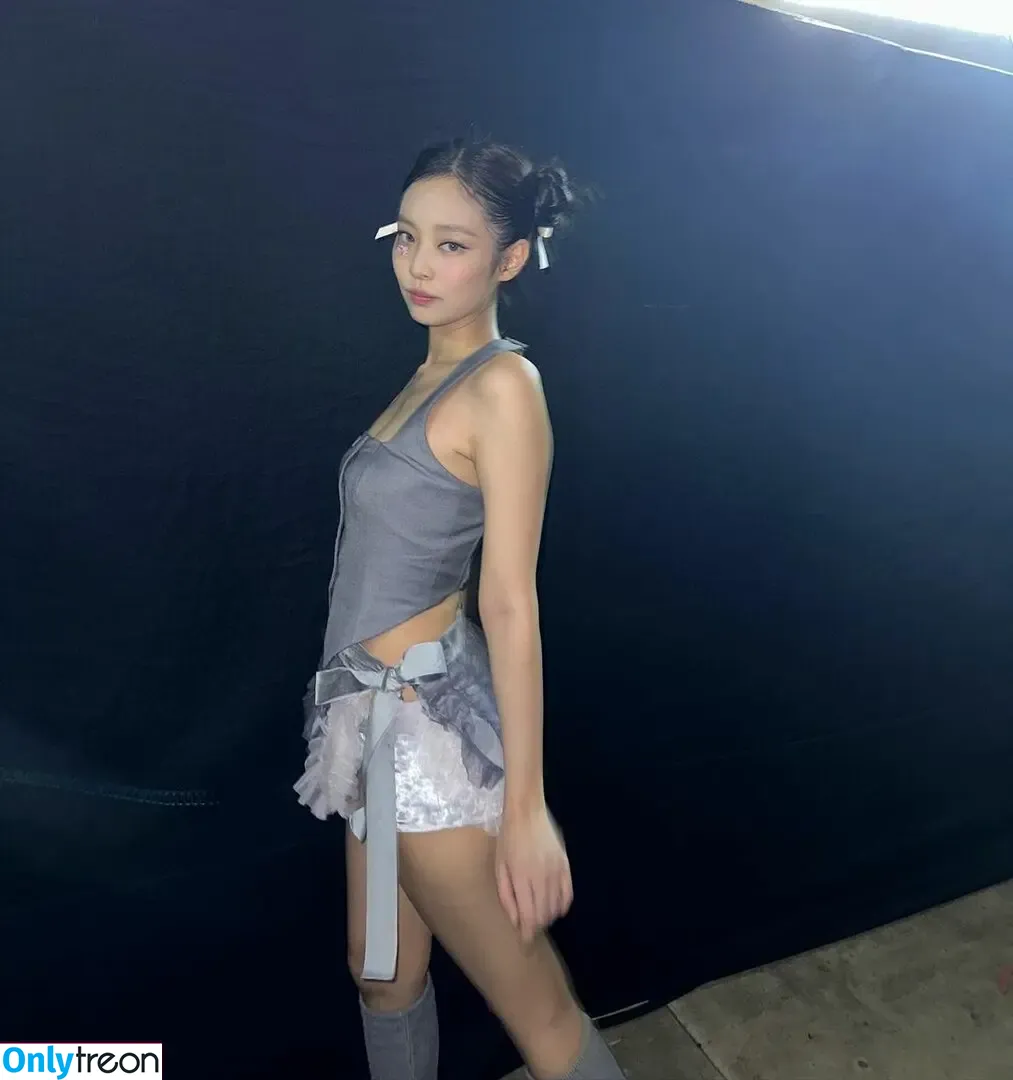 Jennie | BLΛƆKPIИK nude photo #0421 (Blackpink / jennierubyjane / sheflieshigh)