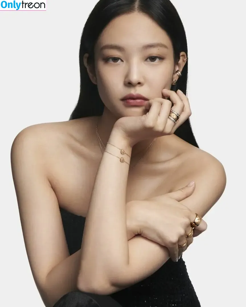 Jennie | BLΛƆKPIИK nude photo #0430 (Blackpink / jennierubyjane / sheflieshigh)