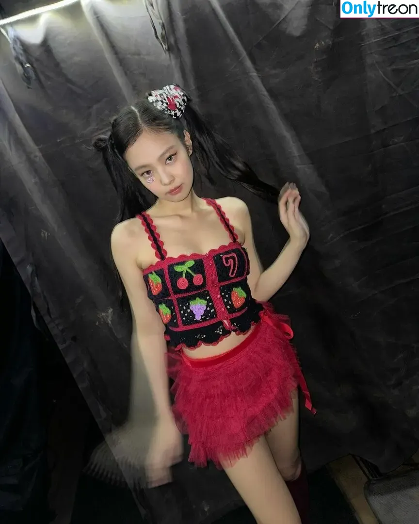 Jennie | BLΛƆKPIИK nude photo #0442 (Blackpink / jennierubyjane / sheflieshigh)