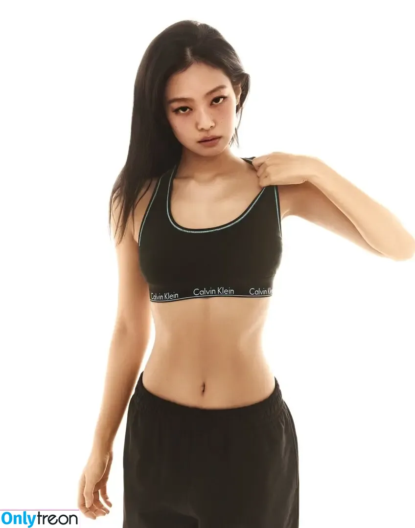 Jennie | BLΛƆKPIИK nude photo #0496 (Blackpink / jennierubyjane / sheflieshigh)