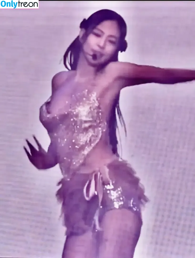 Jennie | BLΛƆKPIИK nude photo #0514 (Blackpink / jennierubyjane / sheflieshigh)