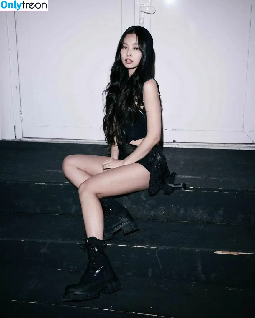 Jennie | BLΛƆKPIИK nude photo #0566 (Blackpink / jennierubyjane / sheflieshigh)