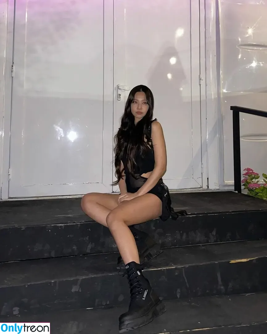 Jennie | BLΛƆKPIИK nude photo #0568 (Blackpink / jennierubyjane / sheflieshigh)