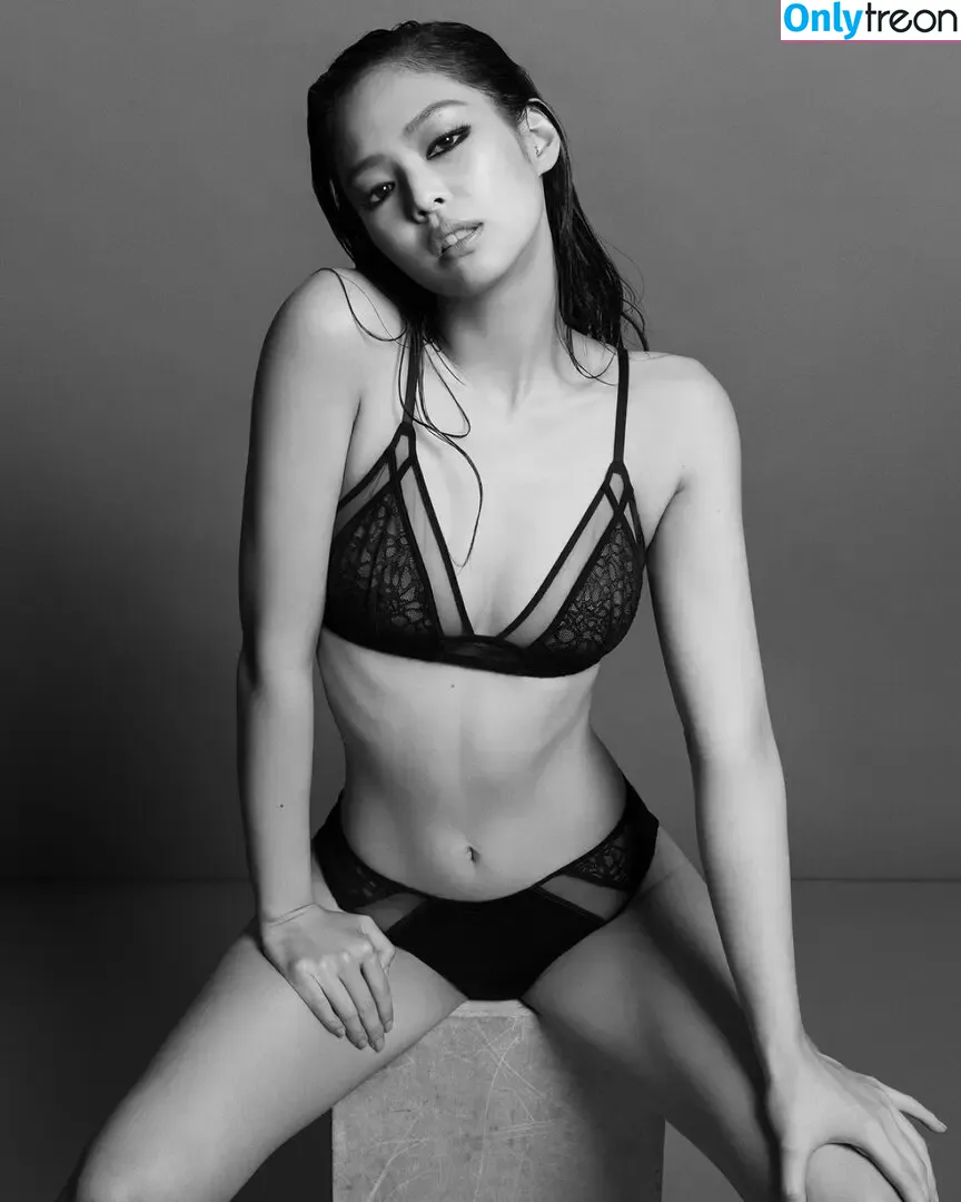 Jennie | BLΛƆKPIИK nude photo #0587 (Blackpink / jennierubyjane / sheflieshigh)