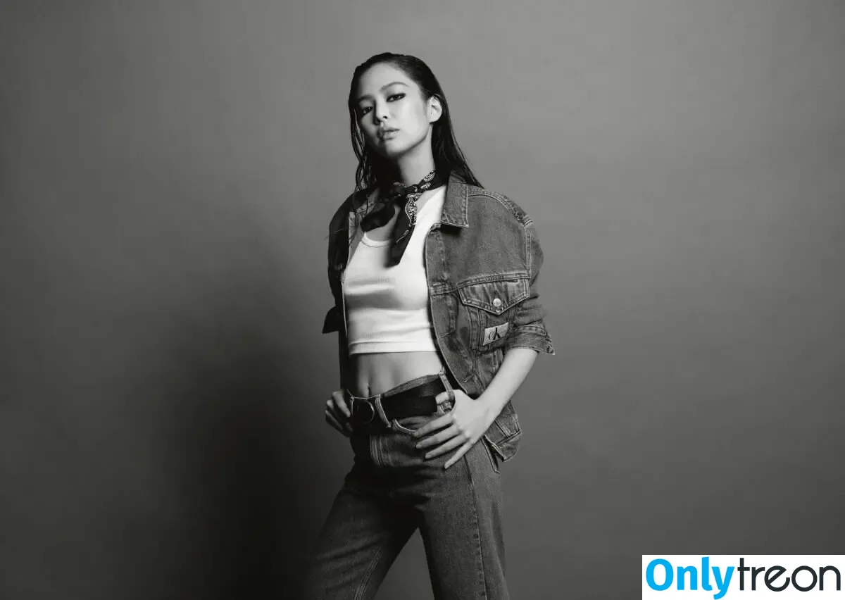 Jennie | BLΛƆKPIИK nude photo #0588 (Blackpink / jennierubyjane / sheflieshigh)