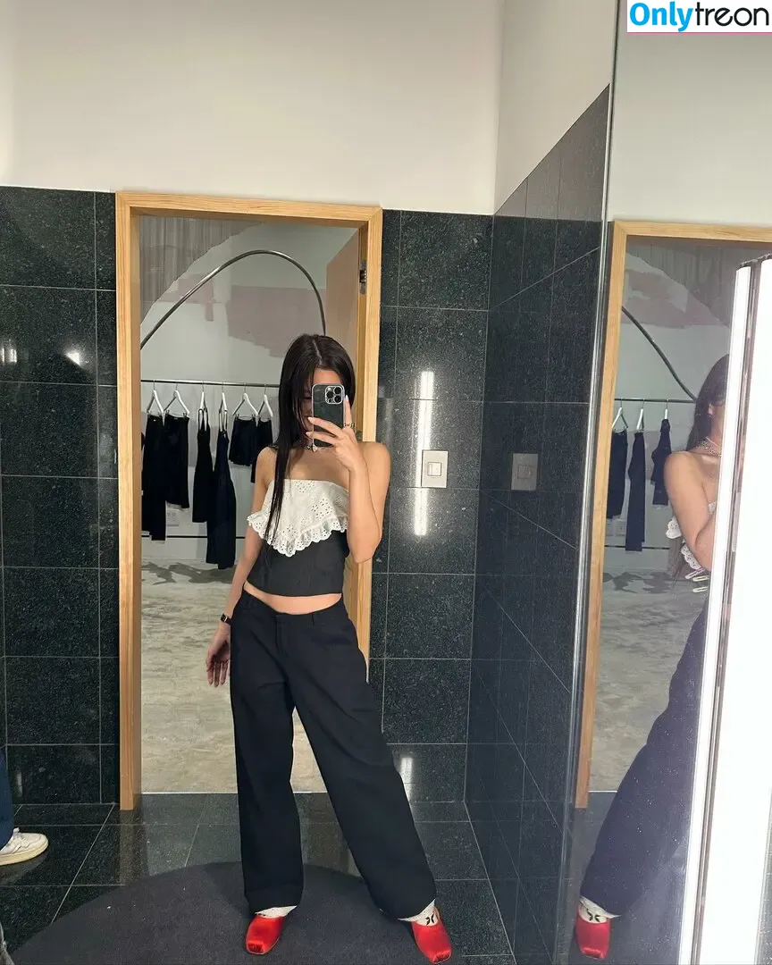 Jennie | BLΛƆKPIИK nude photo #0598 (Blackpink / jennierubyjane / sheflieshigh)