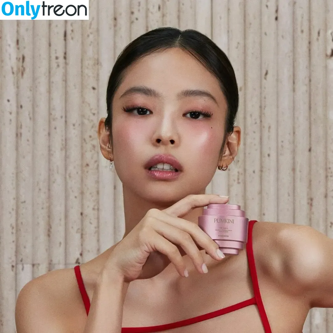 Jennie | BLΛƆKPIИK nude photo #0638 (Blackpink / jennierubyjane / sheflieshigh)