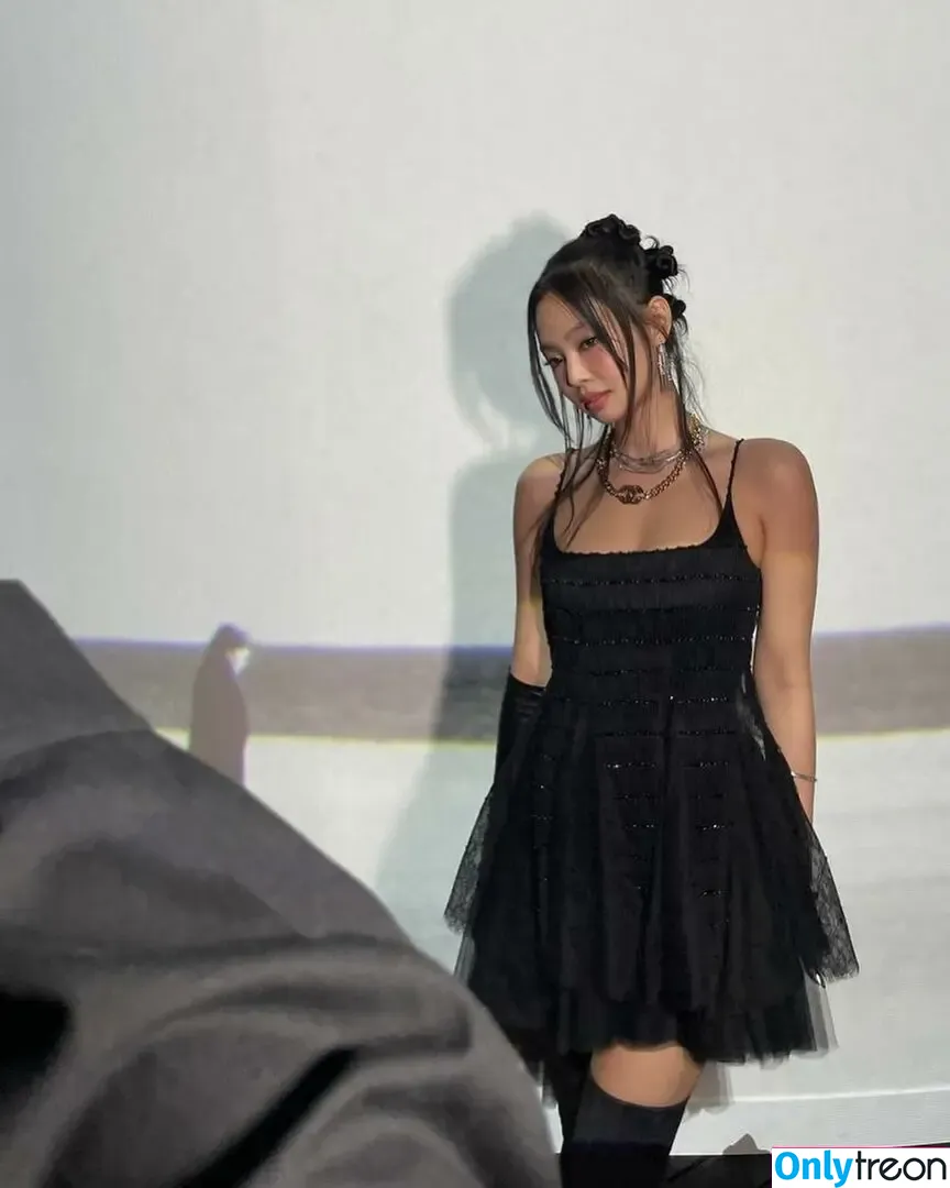 Jennie | BLΛƆKPIИK nude photo #0771 (Blackpink / jennierubyjane / sheflieshigh)