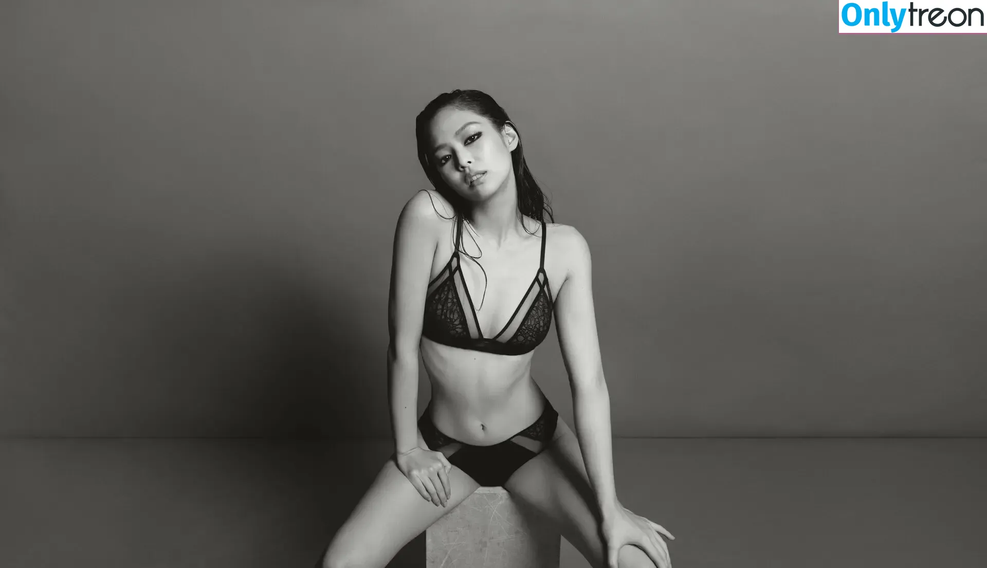 Jennie | BLΛƆKPIИK nude photo #0778 (Blackpink / jennierubyjane / sheflieshigh)