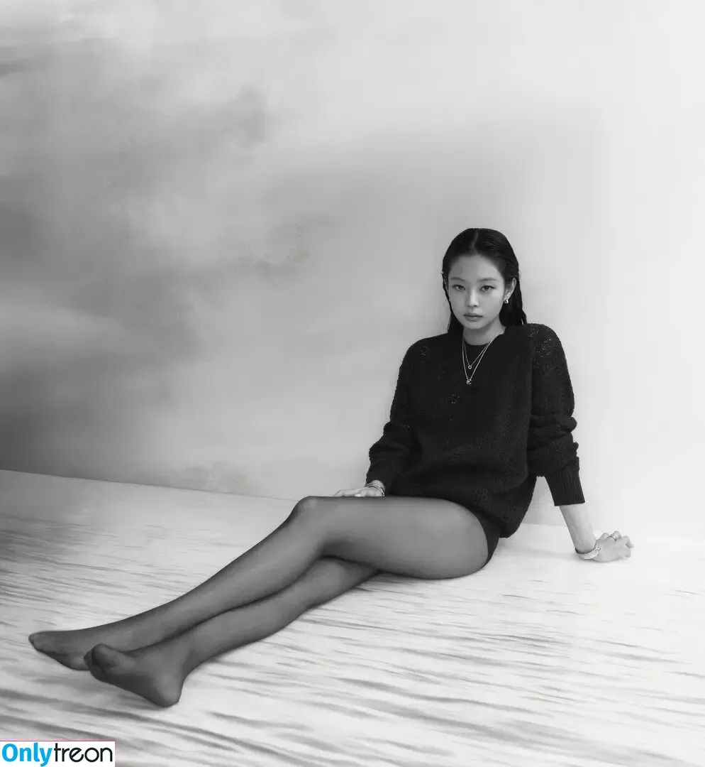 Jennie | BLΛƆKPIИK nude photo #0826 (Blackpink / jennierubyjane / sheflieshigh)