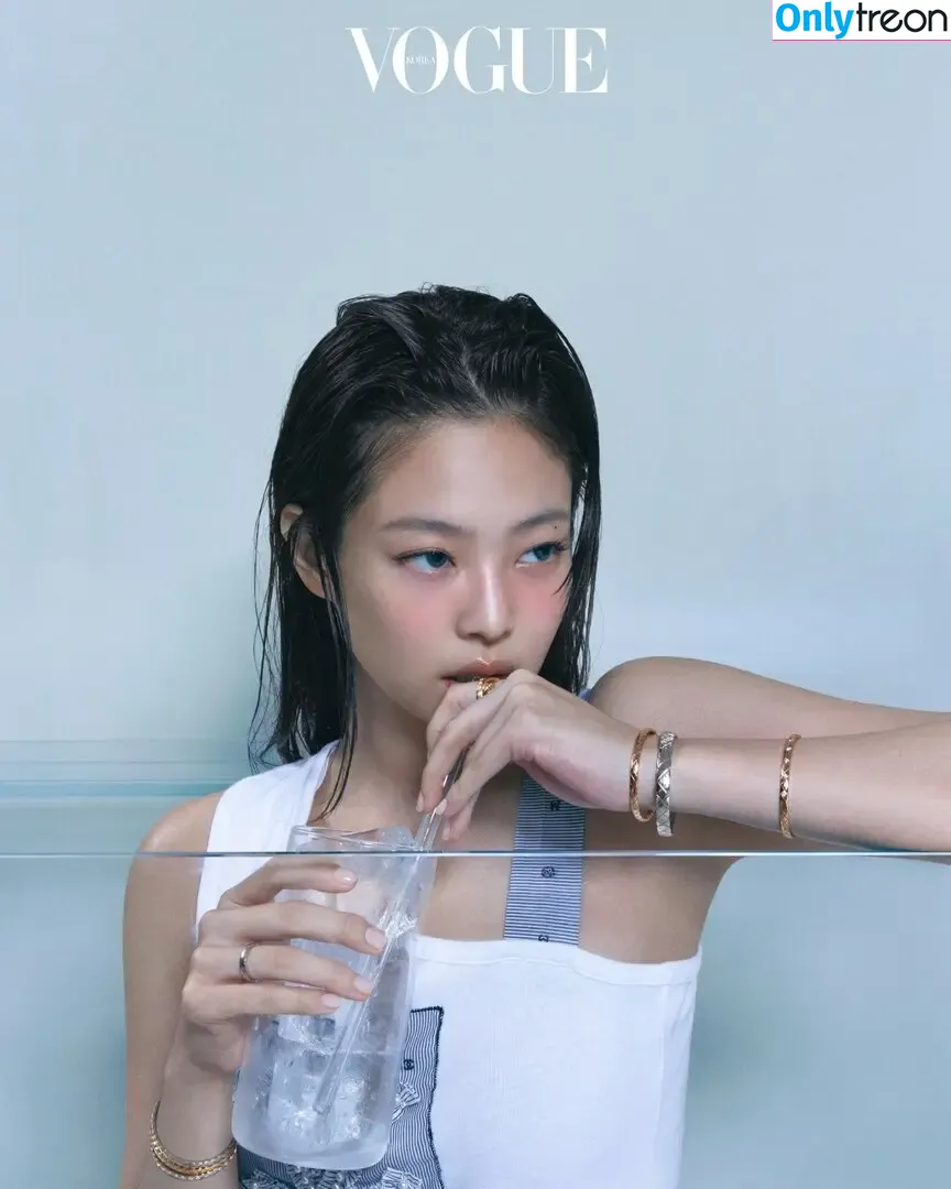 Jennie | BLΛƆKPIИK nude photo #0909 (Blackpink / jennierubyjane / sheflieshigh)