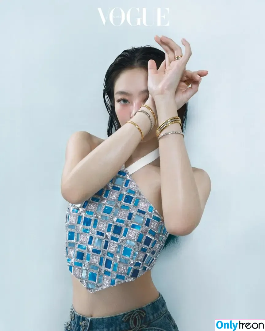 Jennie | BLΛƆKPIИK nude photo #0910 (Blackpink / jennierubyjane / sheflieshigh)