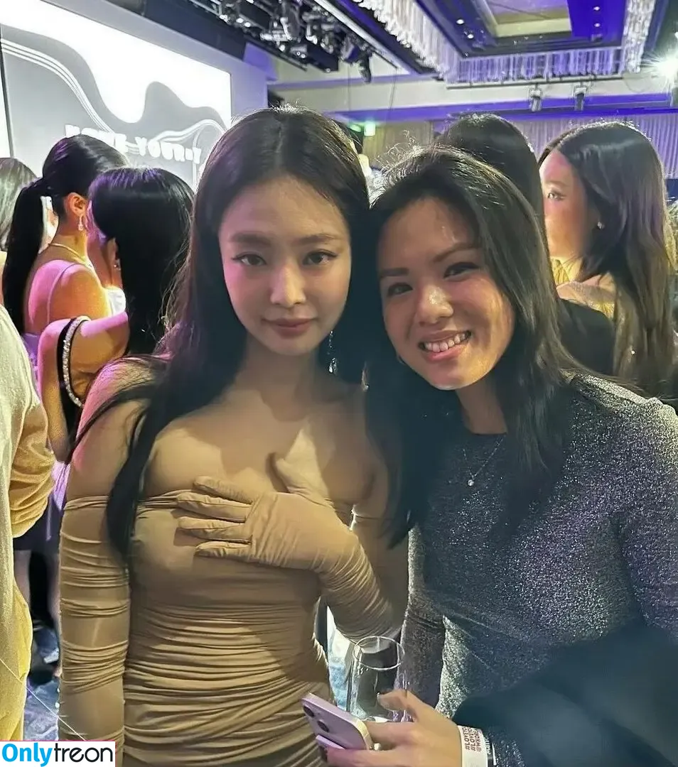 Jennie | BLΛƆKPIИK nude photo #0919 (Blackpink / jennierubyjane / sheflieshigh)