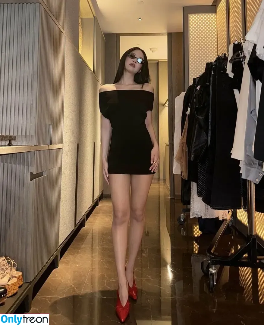 Jennie | BLΛƆKPIИK nude photo #0944 (Blackpink / jennierubyjane / sheflieshigh)