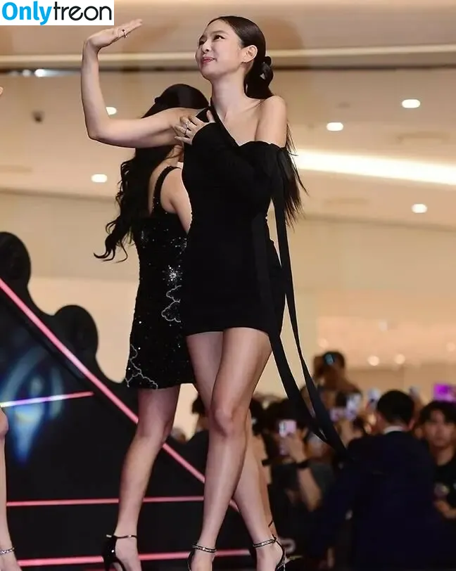 Jennie | BLΛƆKPIИK nude photo #0982 (Blackpink / jennierubyjane / sheflieshigh)