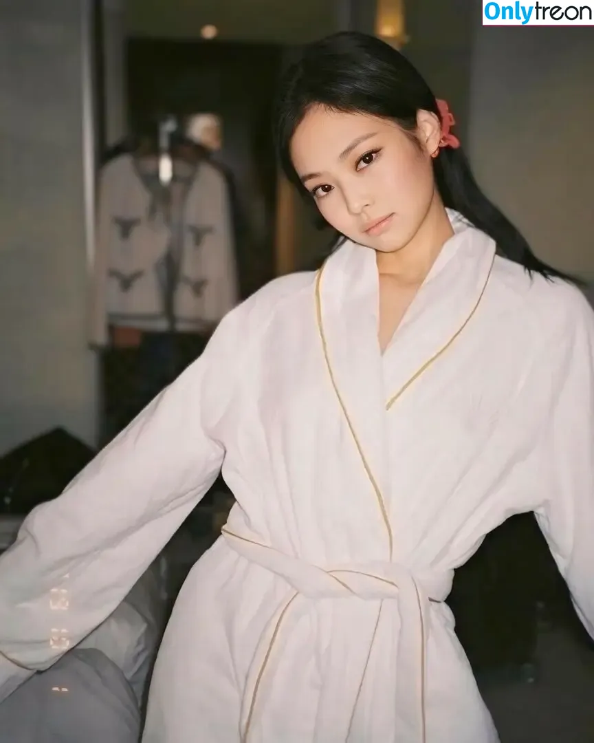 Jennie | BLΛƆKPIИK nude photo #0996 (Blackpink / jennierubyjane / sheflieshigh)