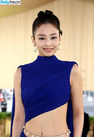 Jennie | BLΛƆKPIИK / Blackpink / jennierubyjane / sheflieshigh nude photo #1052