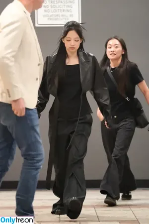 Jennie | BLΛƆKPIИK / Blackpink / jennierubyjane / sheflieshigh nude photo #1140