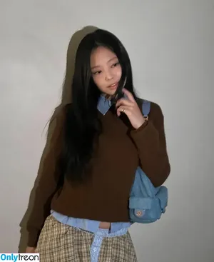Jennie | BLΛƆKPIИK / Blackpink / jennierubyjane / sheflieshigh nude photo #1159