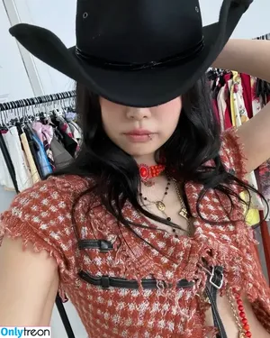 Jennie | BLΛƆKPIИK / Blackpink / jennierubyjane / sheflieshigh nude photo #1240