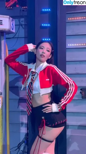Jennie | BLΛƆKPIИK / Blackpink / jennierubyjane / sheflieshigh nude photo #1374