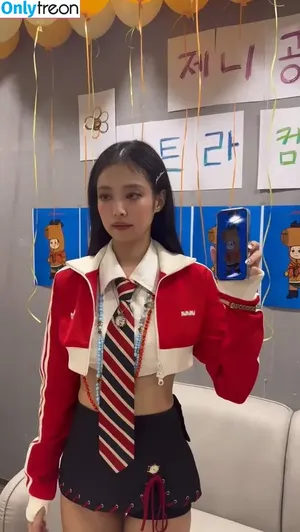Jennie | BLΛƆKPIИK / Blackpink / jennierubyjane / sheflieshigh nude photo #1380
