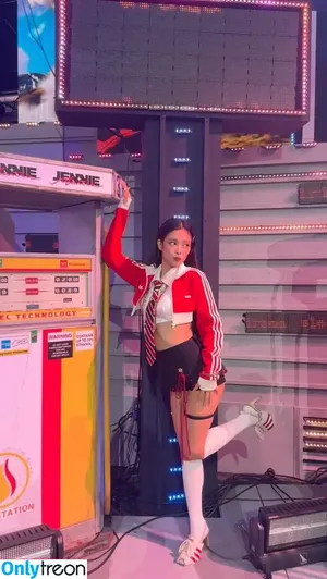 Jennie | BLΛƆKPIИK / Blackpink / jennierubyjane / sheflieshigh nude photo #1384