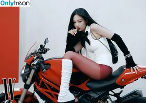 Jennie | BLΛƆKPIИK / Blackpink / jennierubyjane / sheflieshigh nude photo #1399