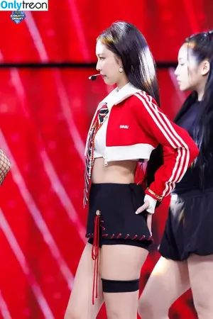 Jennie | BLΛƆKPIИK / Blackpink / jennierubyjane / sheflieshigh nude photo #1418