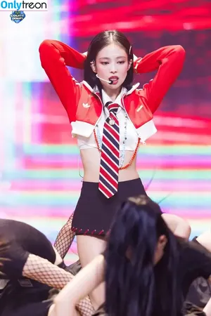 Jennie | BLΛƆKPIИK / Blackpink / jennierubyjane / sheflieshigh nude photo #1438