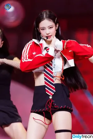 Jennie | BLΛƆKPIИK / Blackpink / jennierubyjane / sheflieshigh nude photo #1445