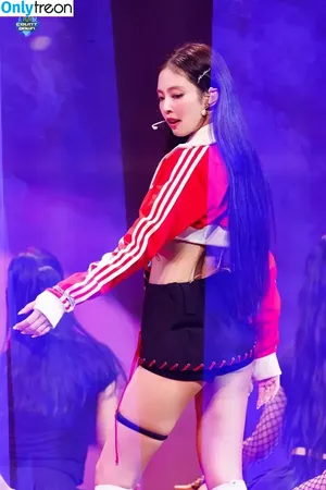 Jennie | BLΛƆKPIИK / Blackpink / jennierubyjane / sheflieshigh nude photo #1447