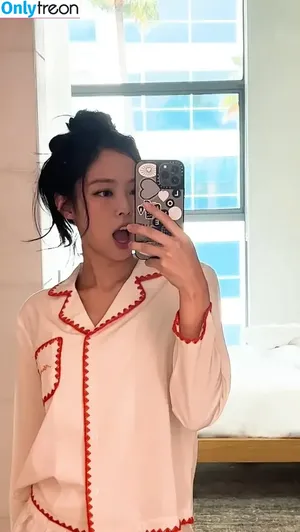 Jennie | BLΛƆKPIИK / Blackpink / jennierubyjane / sheflieshigh nude photo #1518