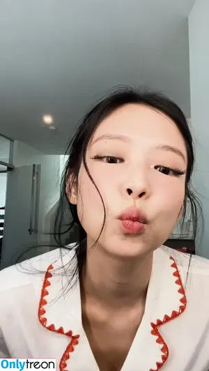 Jennie | BLΛƆKPIИK / Blackpink / jennierubyjane / sheflieshigh nude photo #1521