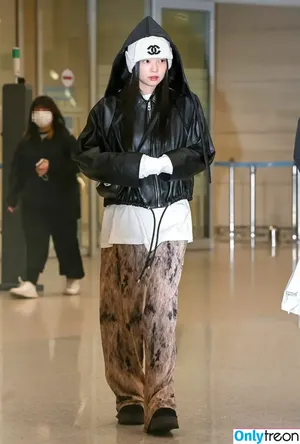 Jennie | BLΛƆKPIИK / Blackpink / jennierubyjane / sheflieshigh nude photo #1693