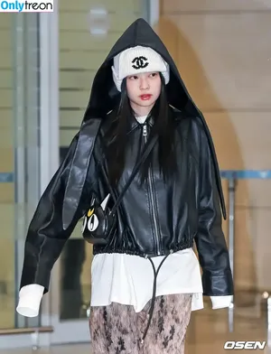Jennie | BLΛƆKPIИK / Blackpink / jennierubyjane / sheflieshigh nude photo #1700