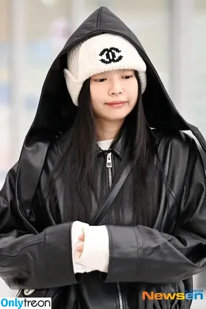 Jennie | BLΛƆKPIИK / Blackpink / jennierubyjane / sheflieshigh nude photo #1706