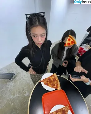 Jennie | BLΛƆKPIИK / Blackpink / jennierubyjane / sheflieshigh nude photo #1740