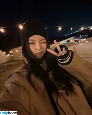 Jennie | BLΛƆKPIИK / Blackpink / jennierubyjane / sheflieshigh nude photo #1836