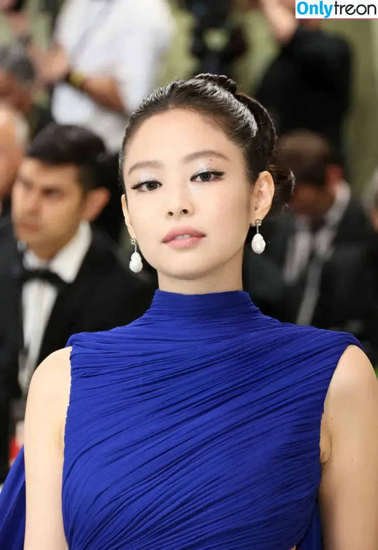 Jennie | BLΛƆKPIИK nude photo #1049 (Blackpink / jennierubyjane / sheflieshigh)