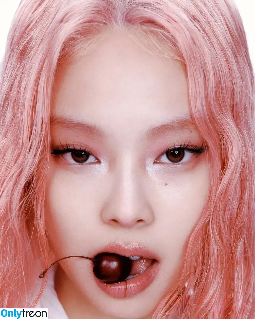 Jennie | BLΛƆKPIИK nude photo #1128 (Blackpink / jennierubyjane / sheflieshigh)