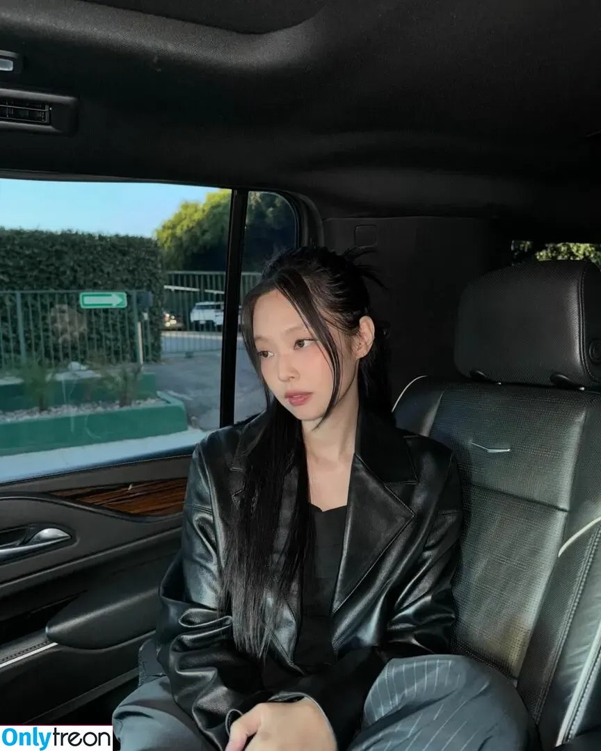 Jennie | BLΛƆKPIИK nude photo #1142 (Blackpink / jennierubyjane / sheflieshigh)