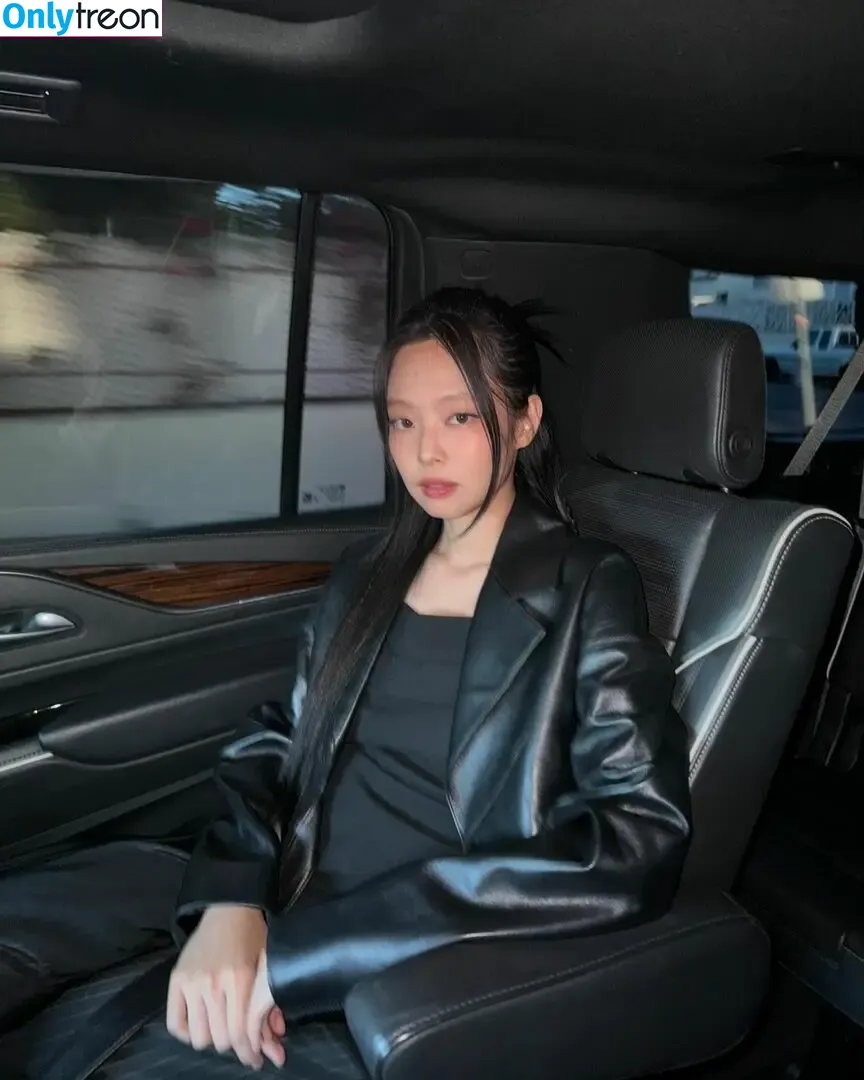 Jennie | BLΛƆKPIИK nude photo #1143 (Blackpink / jennierubyjane / sheflieshigh)