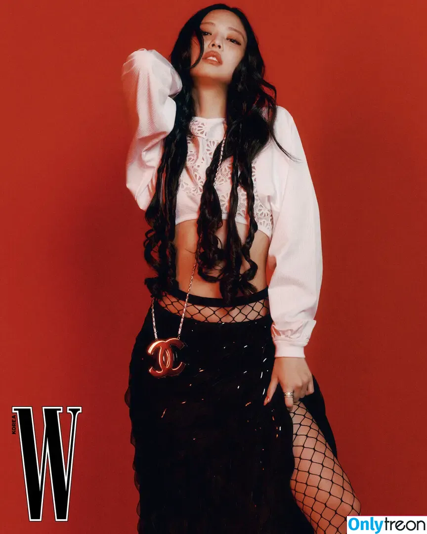 Jennie | BLΛƆKPIИK nude photo #1402 (Blackpink / jennierubyjane / sheflieshigh)
