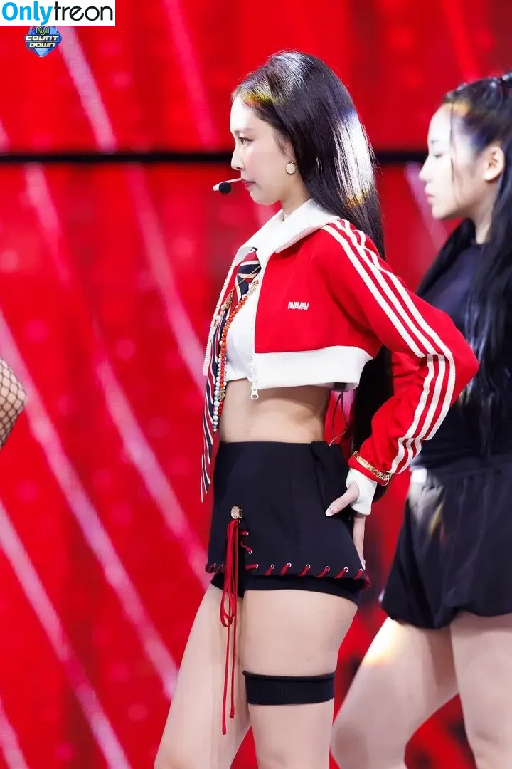 Jennie | BLΛƆKPIИK nude photo #1418 (Blackpink / jennierubyjane / sheflieshigh)