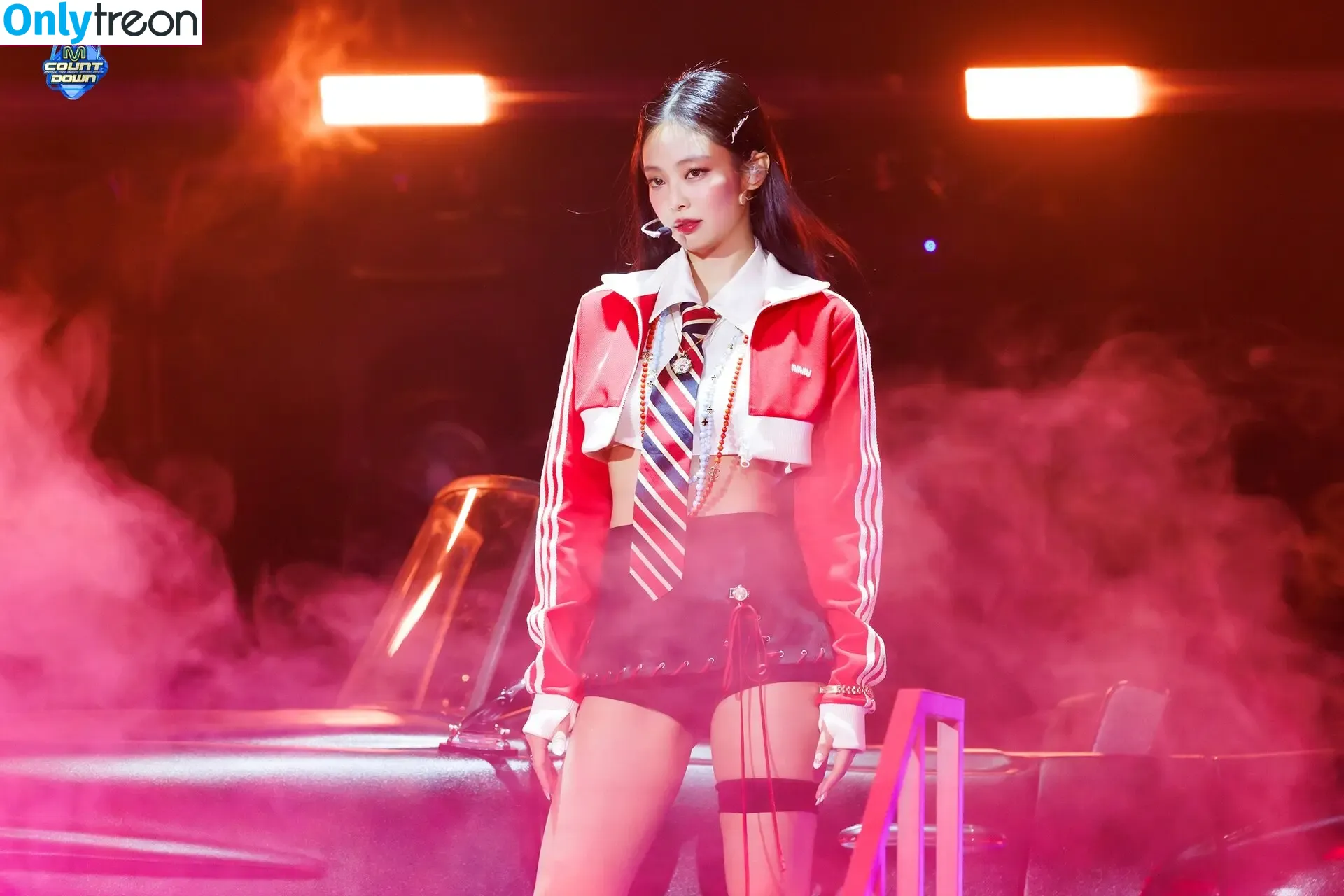 Jennie | BLΛƆKPIИK nude photo #1428 (Blackpink / jennierubyjane / sheflieshigh)