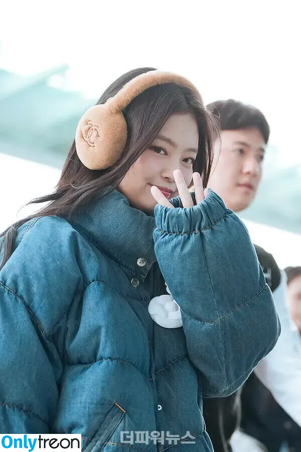 Jennie | BLΛƆKPIИK nude photo #1617 (Blackpink / jennierubyjane / sheflieshigh)