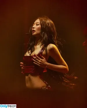 Jennie | BLΛƆKPIИK / Blackpink / jennierubyjane / sheflieshigh nude photo #2403