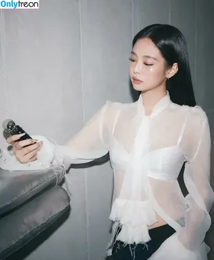 Jennie | BLΛƆKPIИK / Blackpink / jennierubyjane / sheflieshigh nude photo #2423